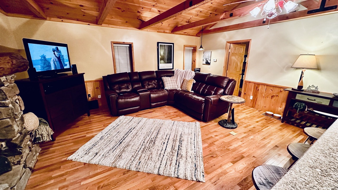 Photo of Livingroom in Washington County