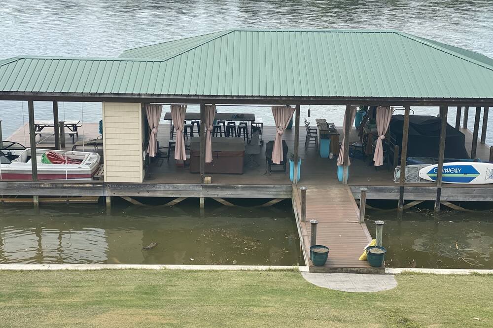 Photo of Others in Piney Flats