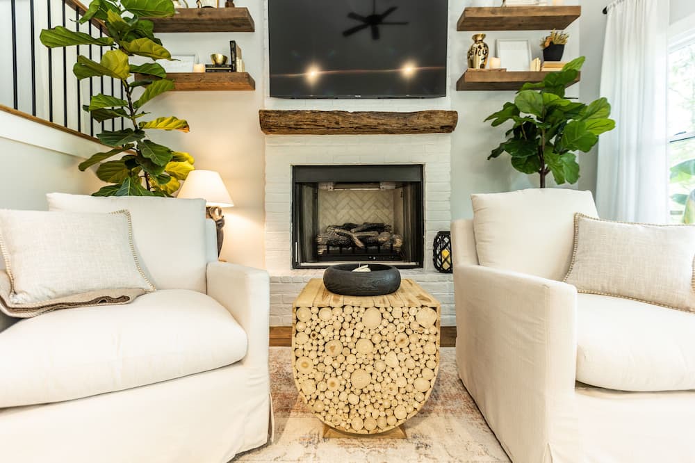 Photo of Livingroom in Swannanoa