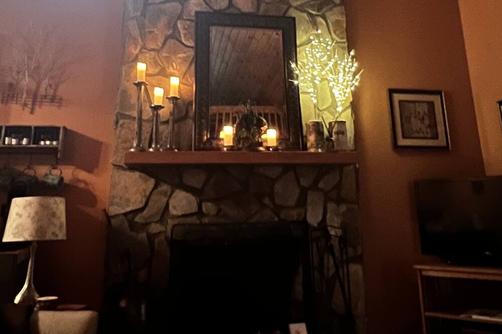 Photo of Livingroom in Piney Creek