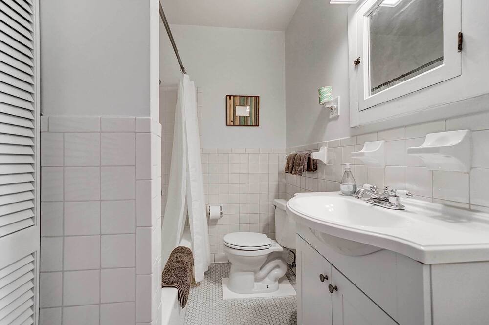 Photo of Bathroom in Licking Riverside