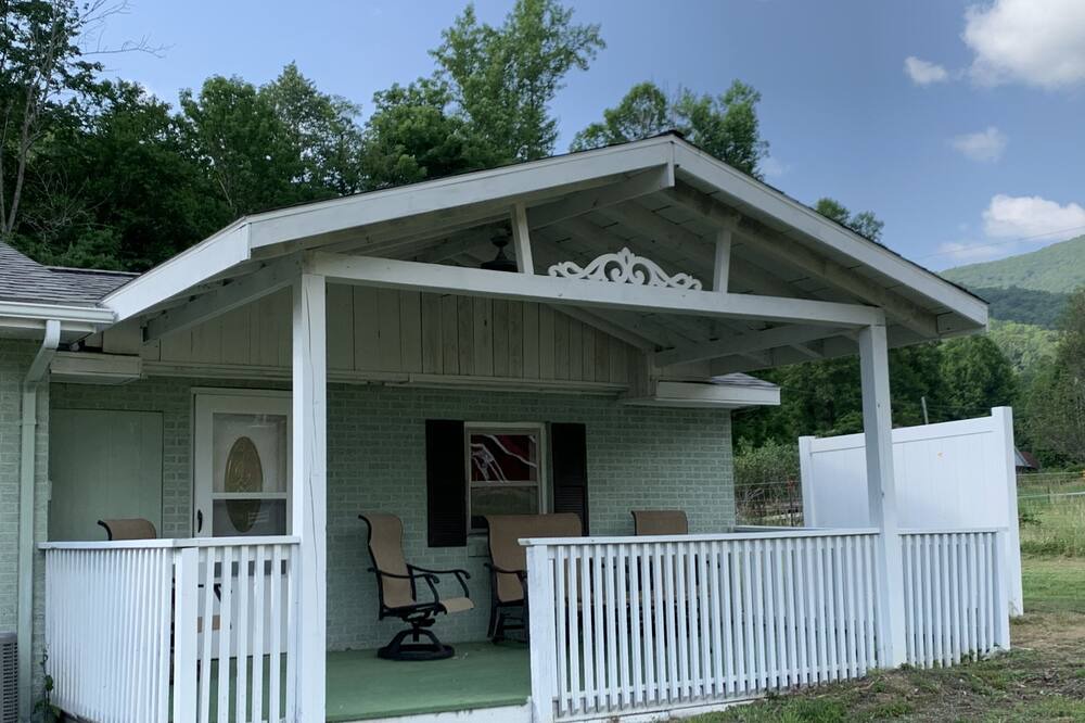 Photo of Others in Bakersville
