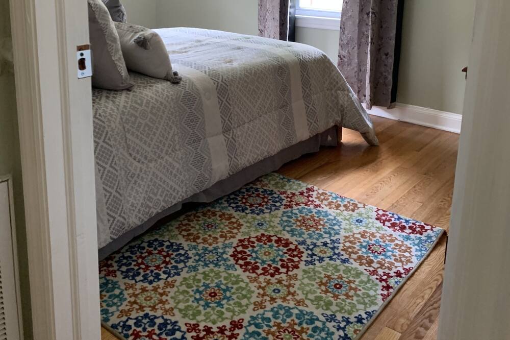 Photo of Bedroom in Bakersville