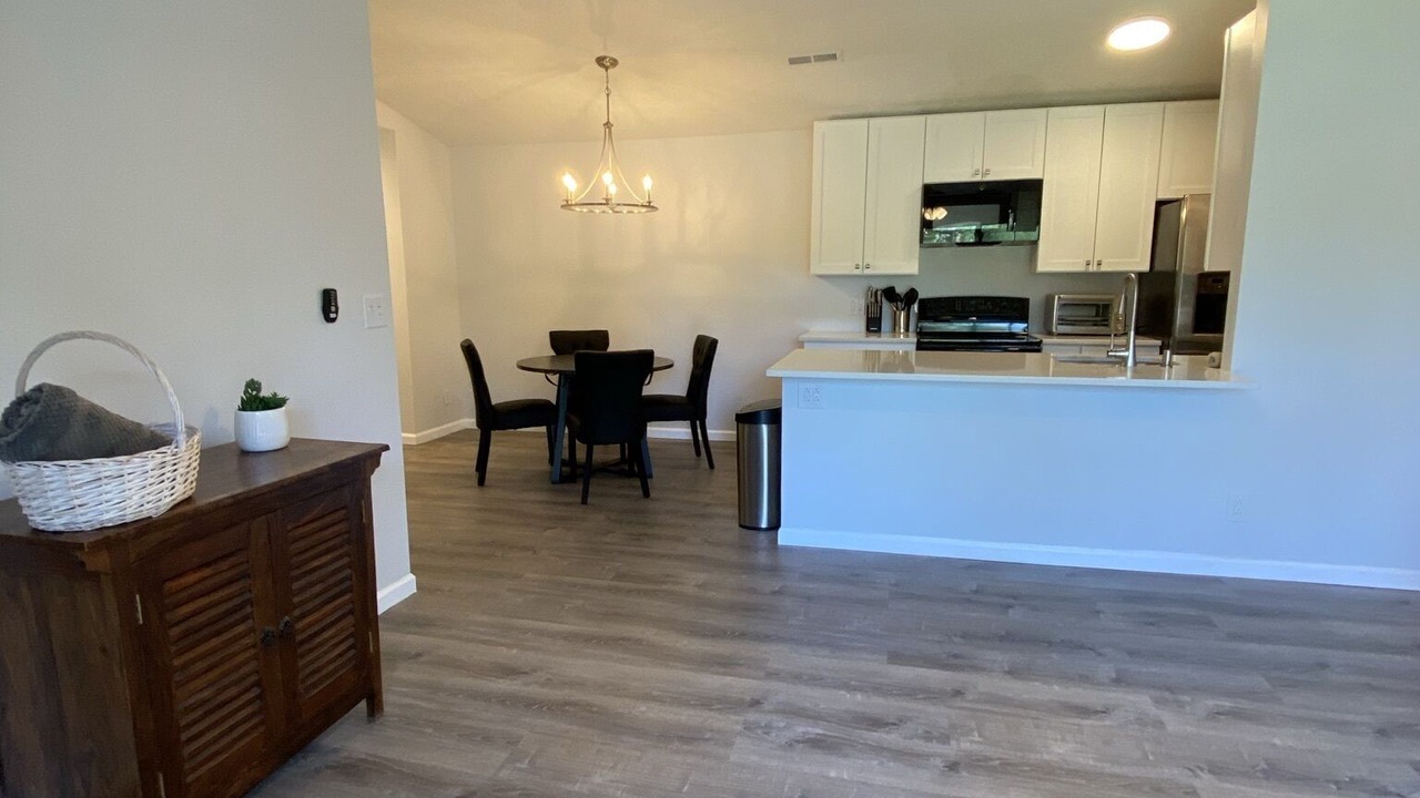 Photo of Livingroom in Kenwood