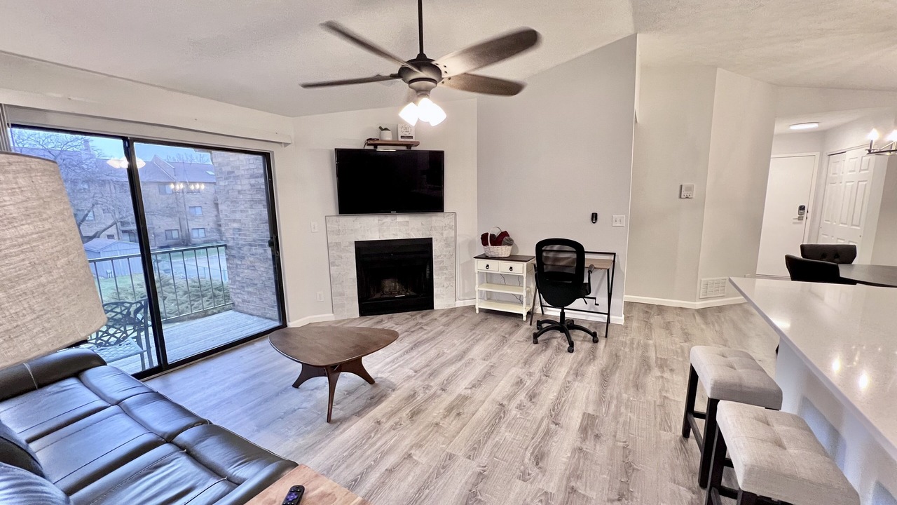 Photo of Livingroom in Kenwood