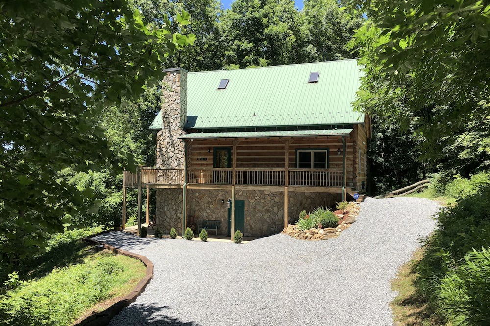 Photo of Outdoor in Grassy Creek