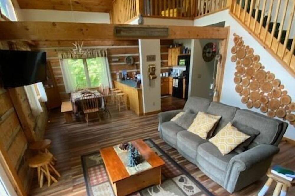 Photo of Livingroom in Grassy Creek