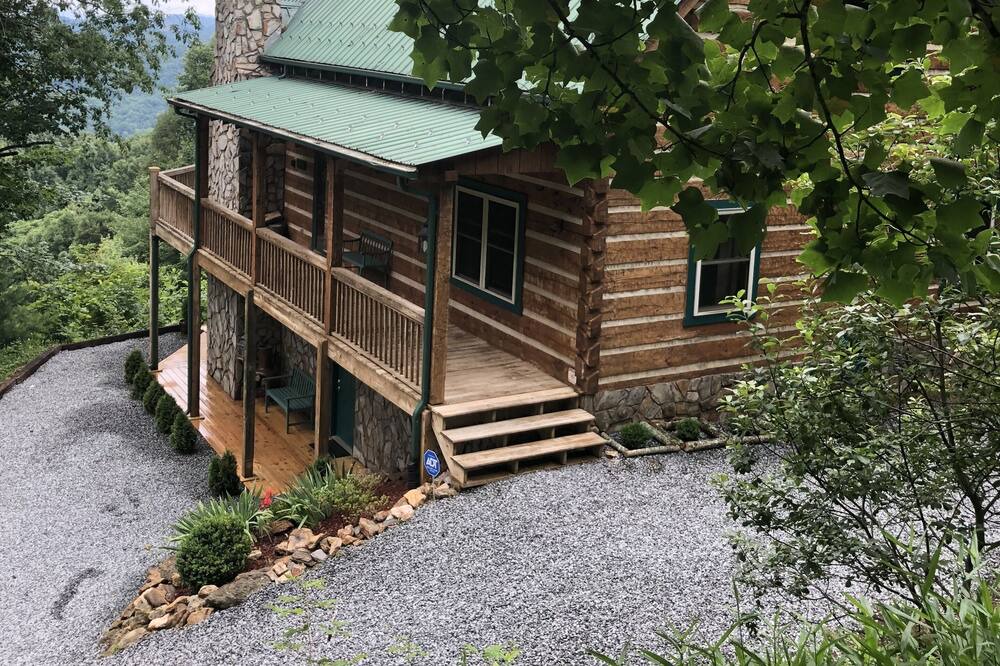 Photo of Outdoor in Grassy Creek