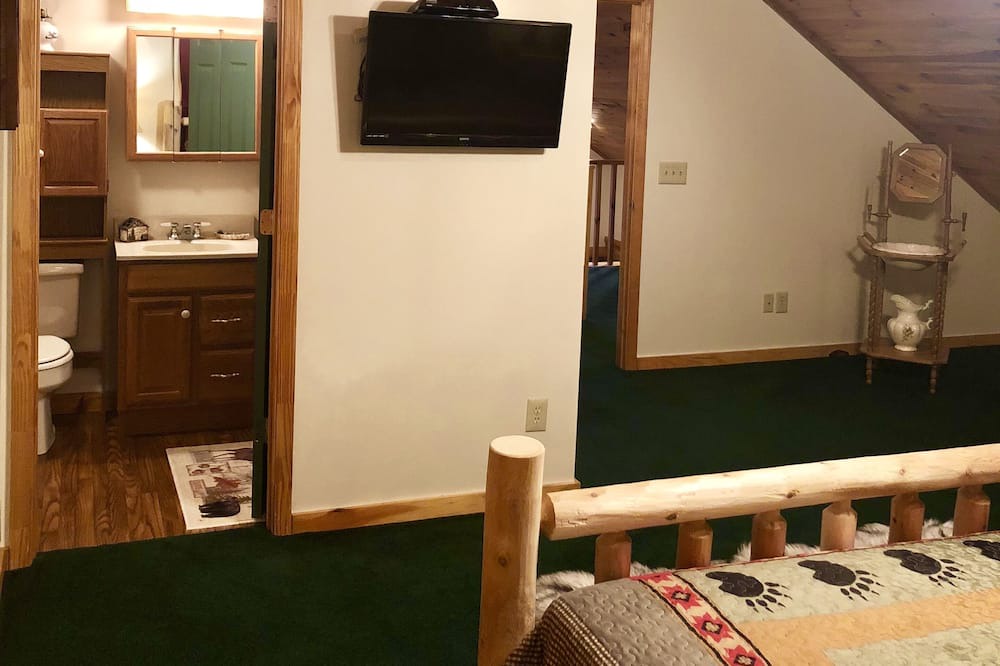 Photo of Bedroom in Grassy Creek