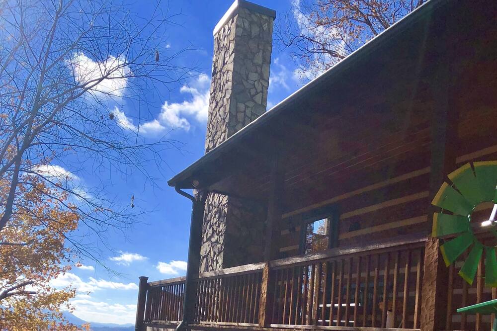 Photo of Outdoor in Grassy Creek