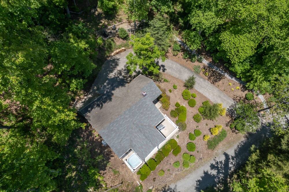 Photo of Outdoor in Lake Lure