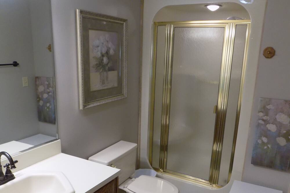 Photo of Bathroom in Sugar Mountain