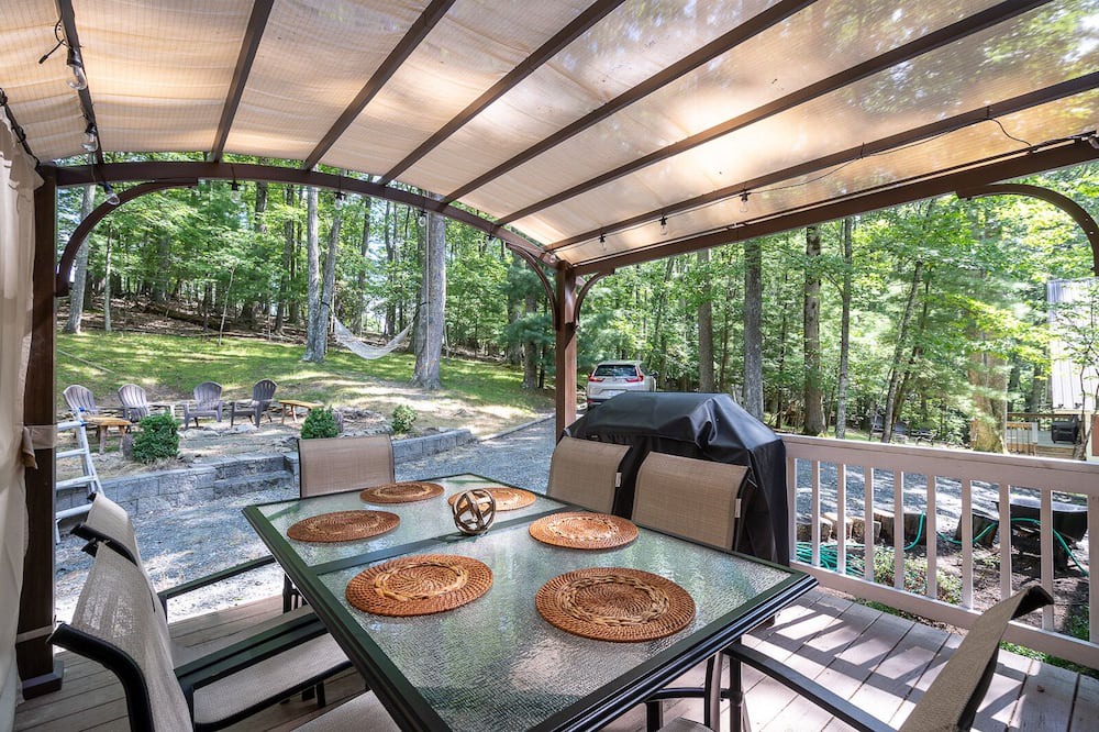 Photo of Patio Balcony in Beech Mountain