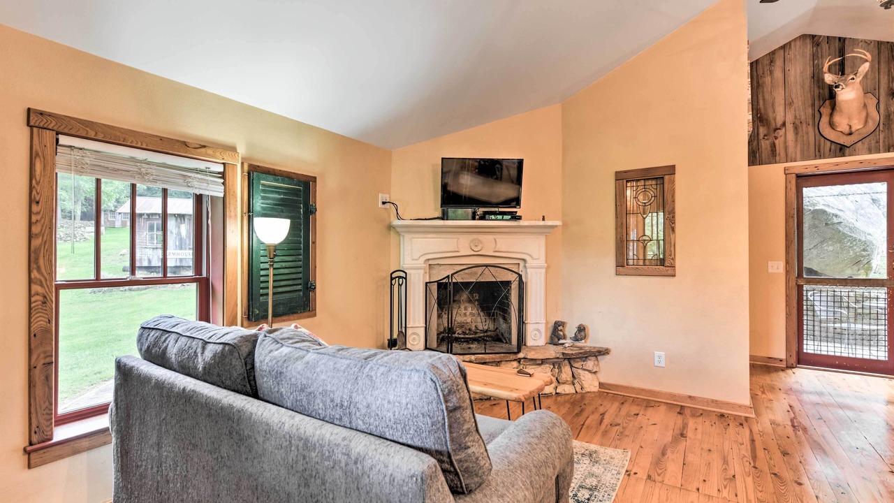 Photo of Livingroom in Clyde