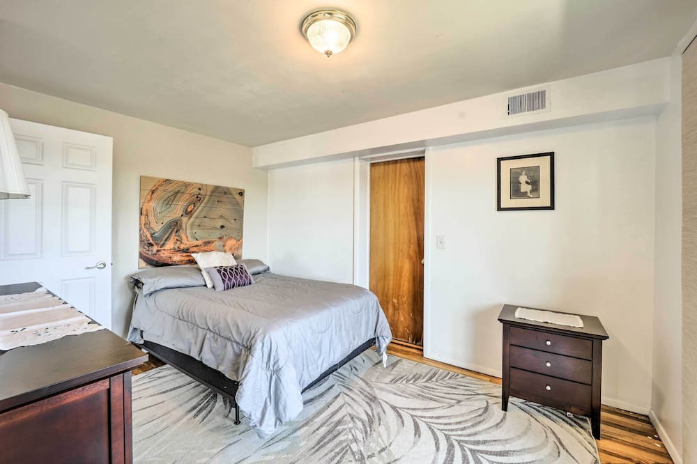 Photo of Bedroom in Highland Heights