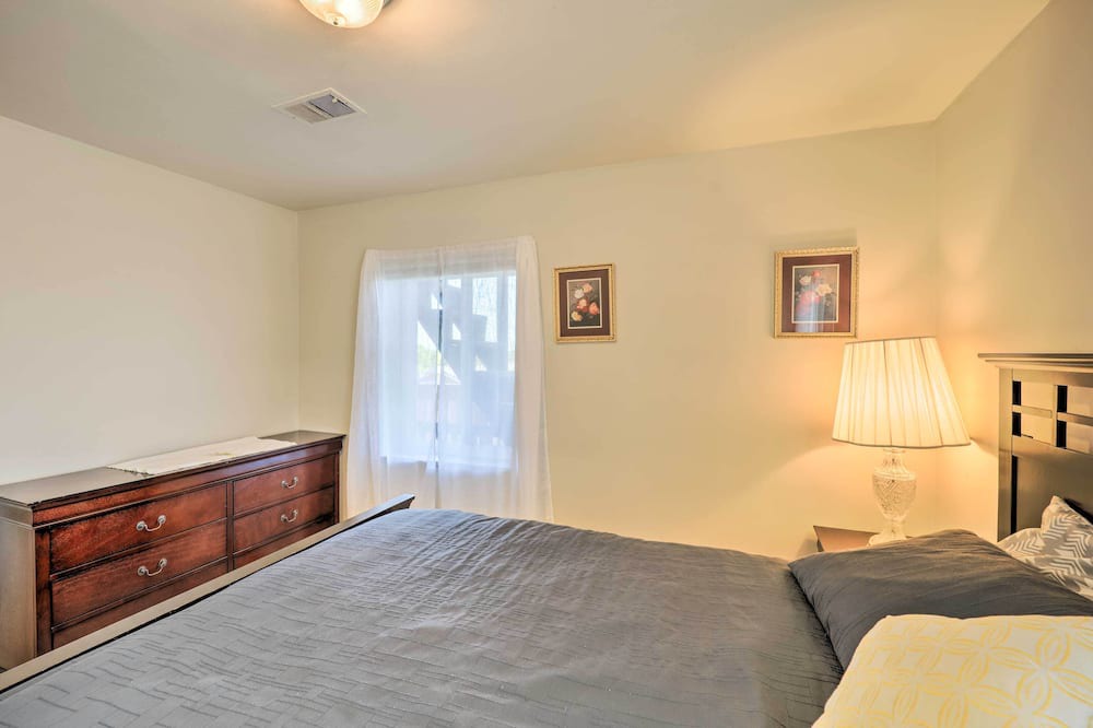 Photo of Bedroom in Highland Heights