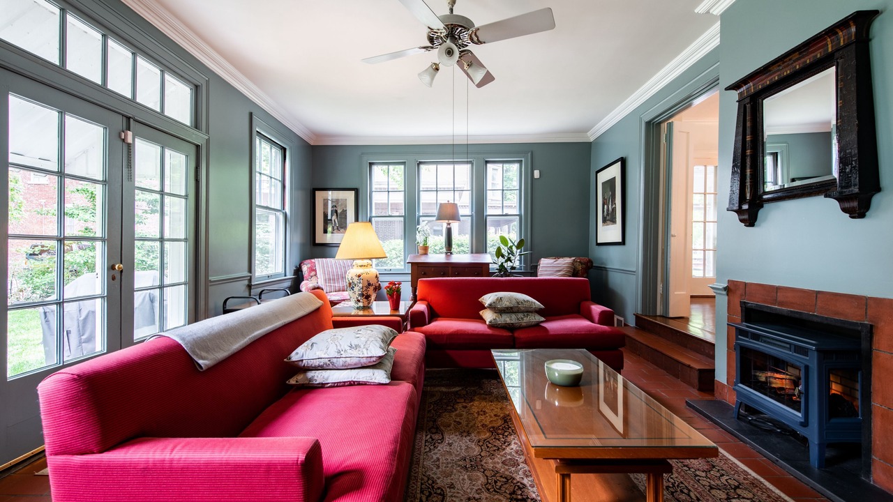 Photo of Livingroom in Northside District