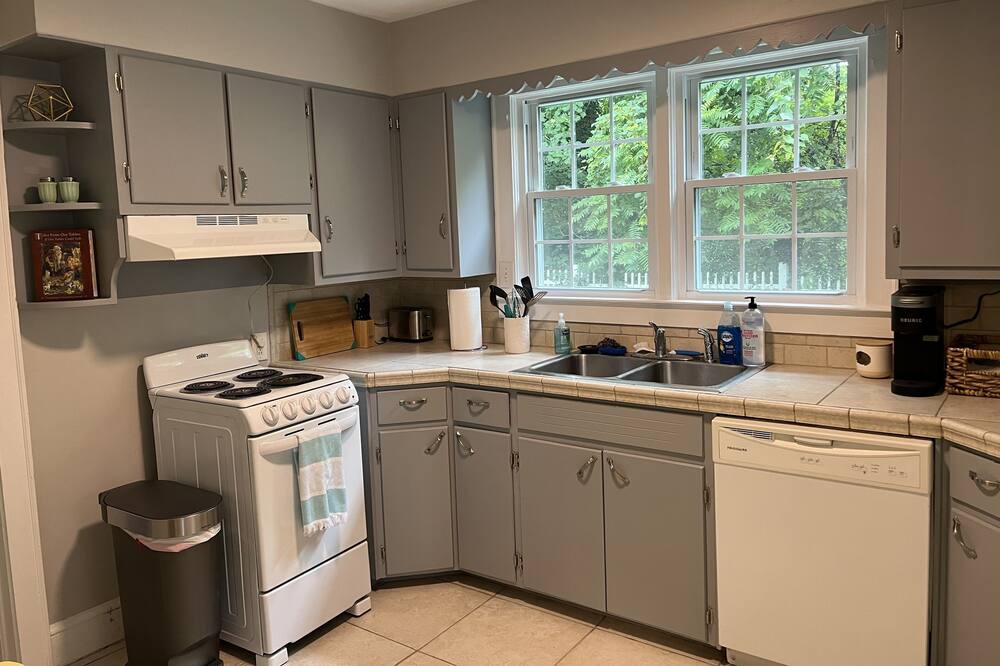Photo of Kitchen in Jonesborough