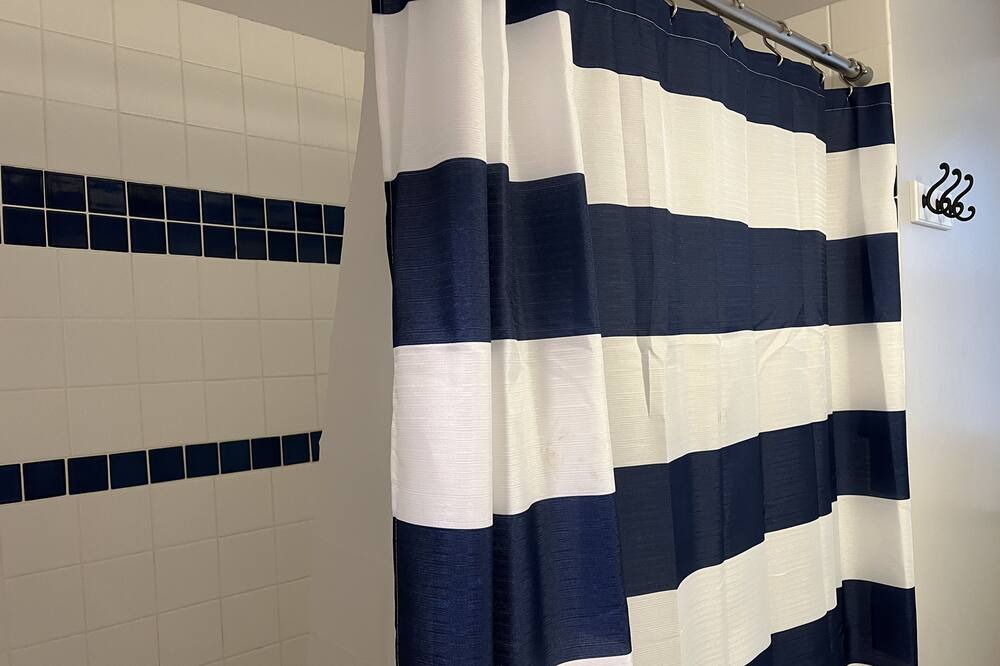 Photo of Bathroom in Jonesborough