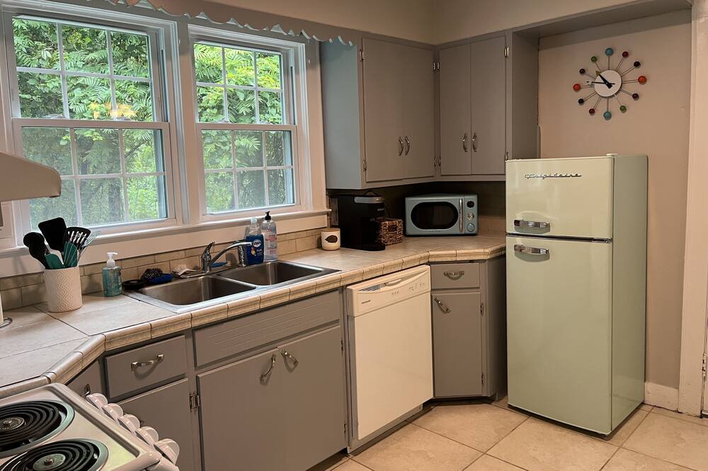 Photo of Kitchen in Jonesborough