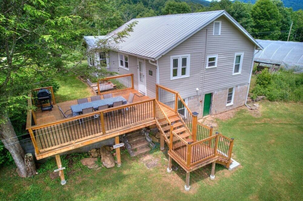 Photo of Outdoor in Roan Mountain