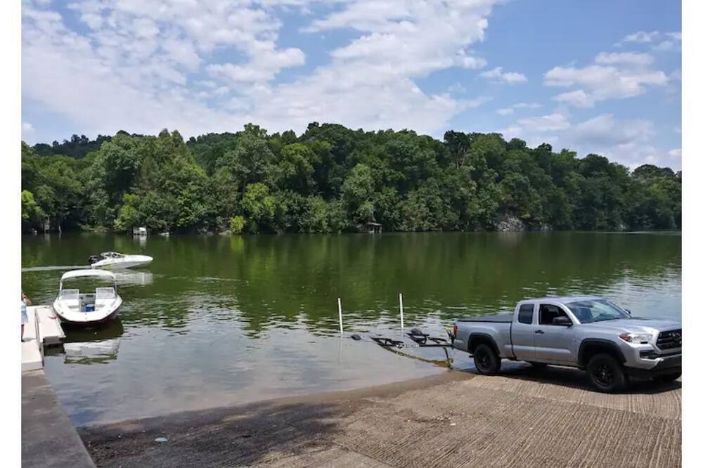 Photo of Outdoor in Johnson City
