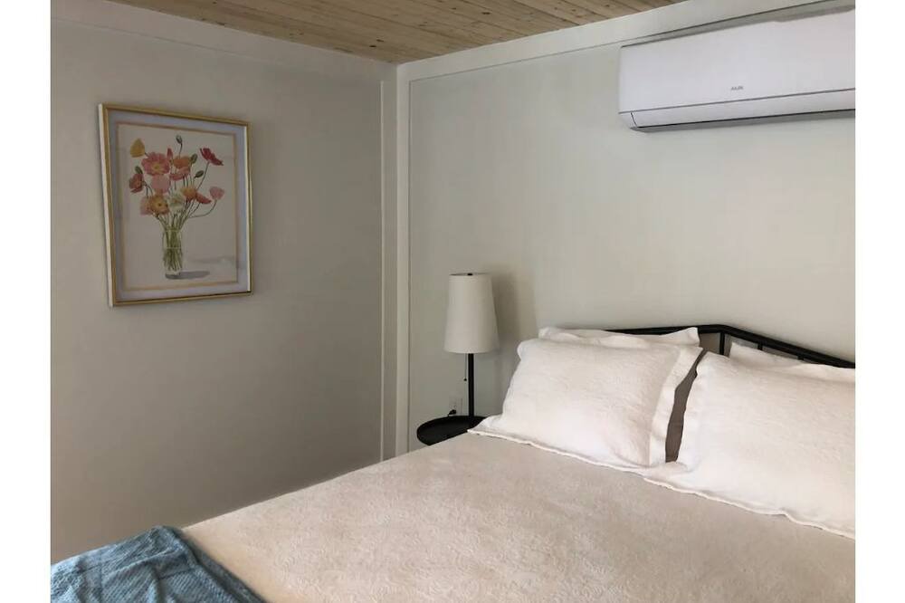 Photo of Bedroom in Johnson City