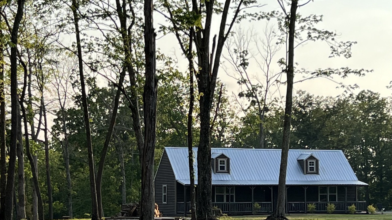 Photo of Outdoor in Clay City
