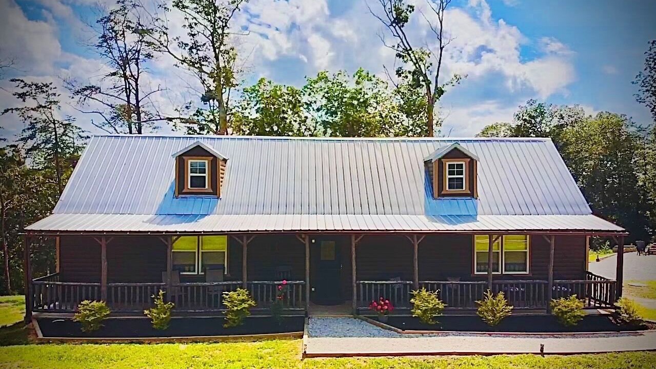 Photo of Outdoor in Clay City