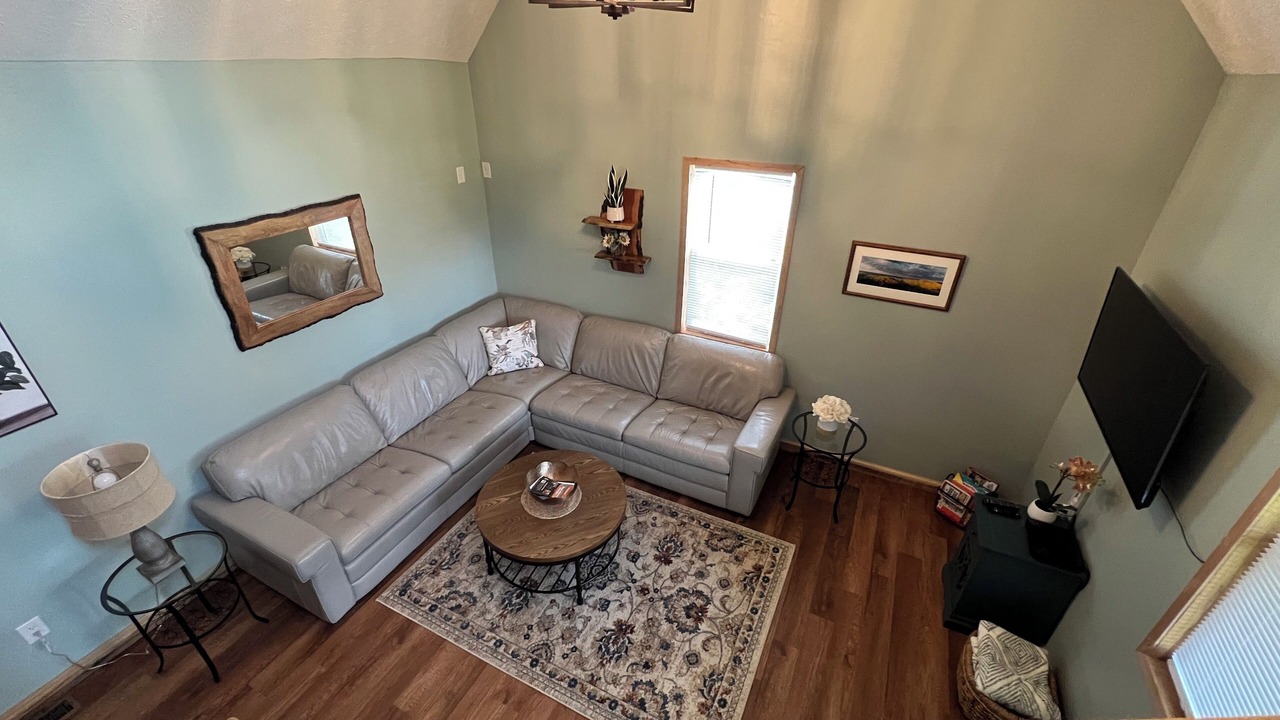 Photo of Livingroom in Clay City