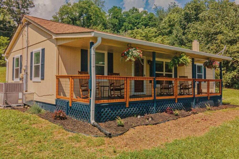 Photo of Outdoor in Dandridge