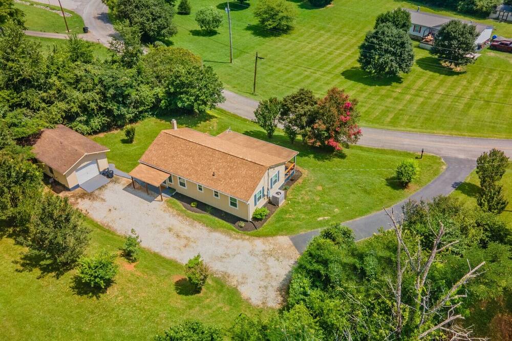 Photo of Outdoor in Dandridge
