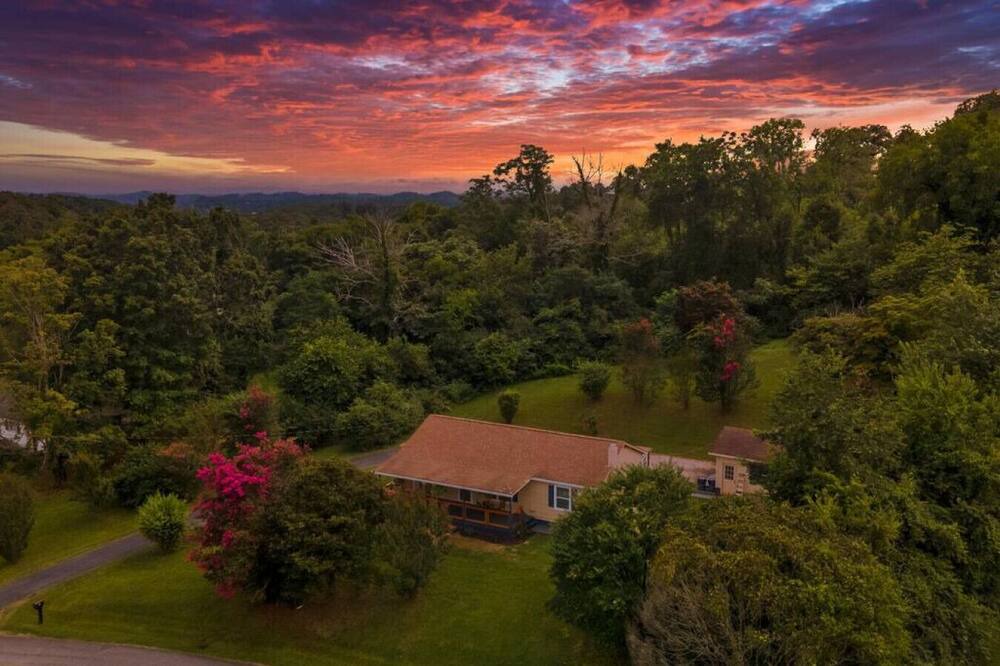 Photo of Outdoor in Dandridge
