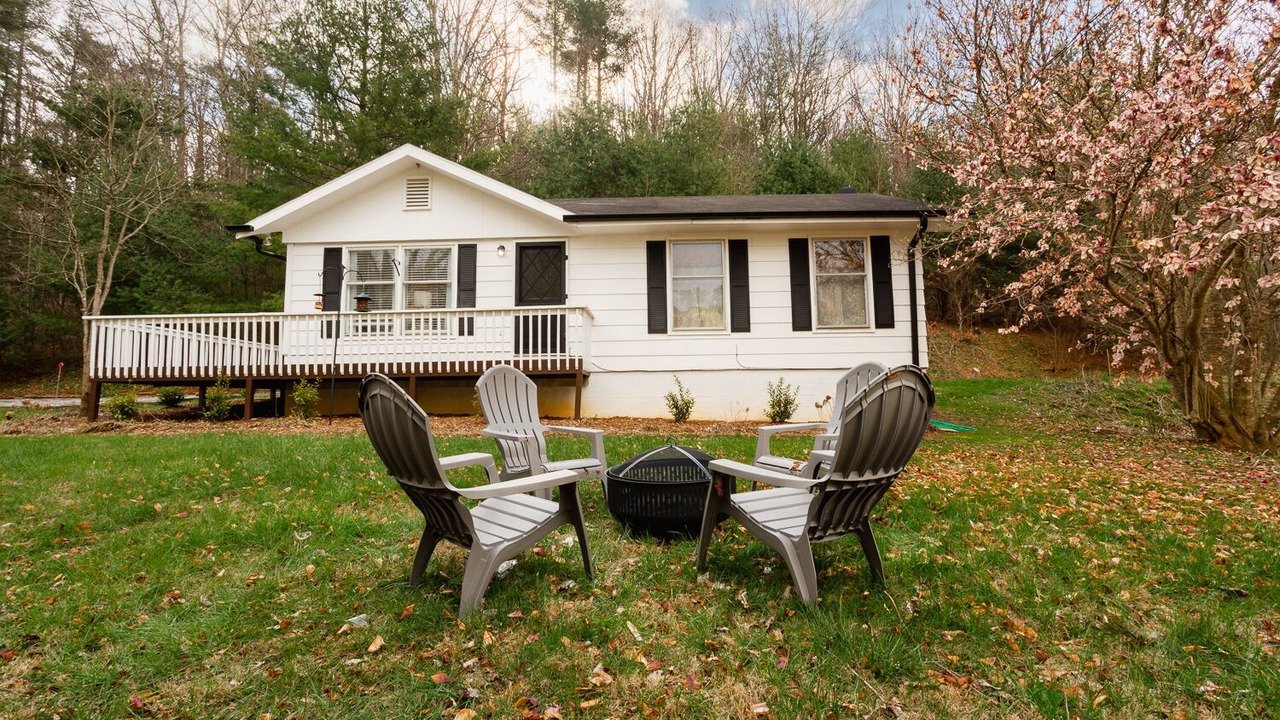 Photo of Outdoor in Fairview