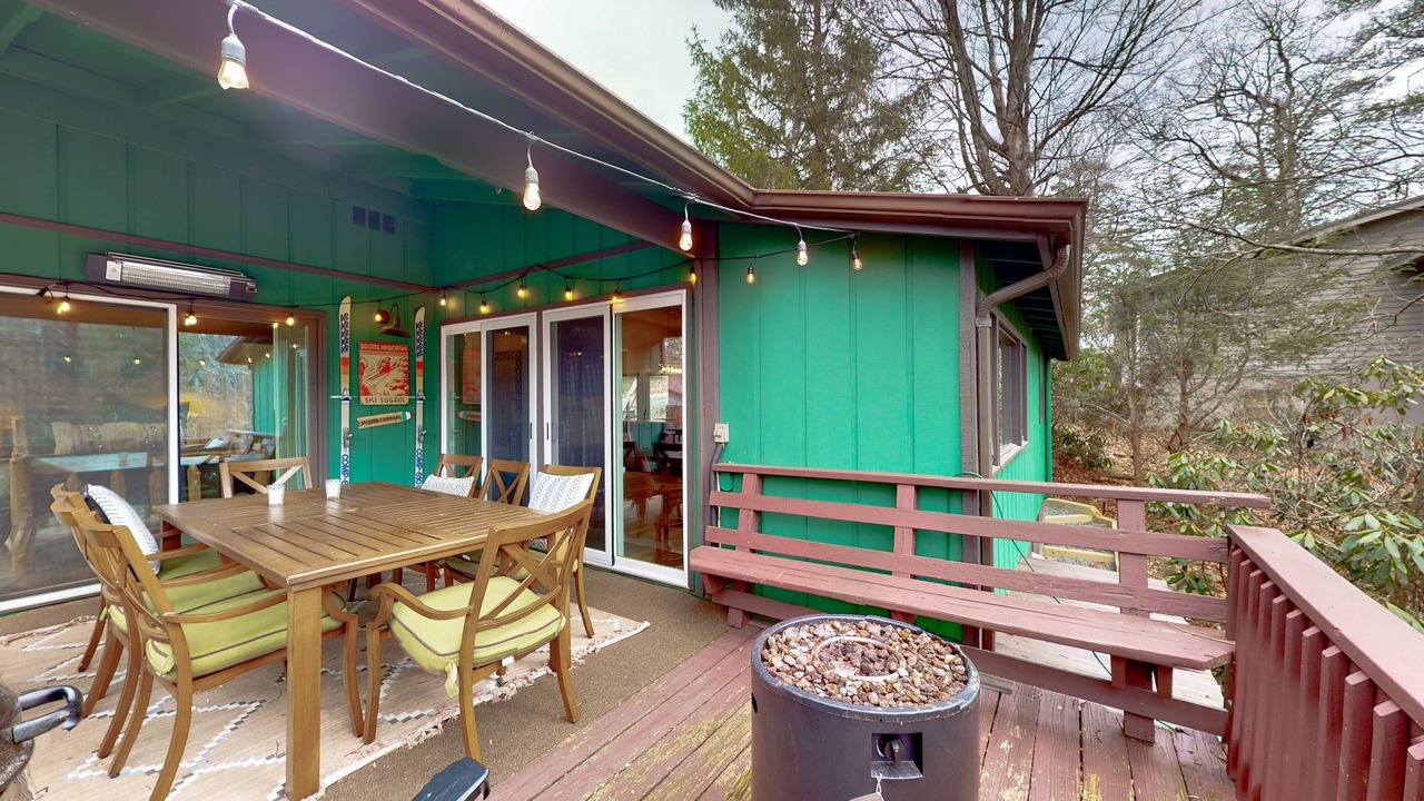 Photo of Outdoor in Newland