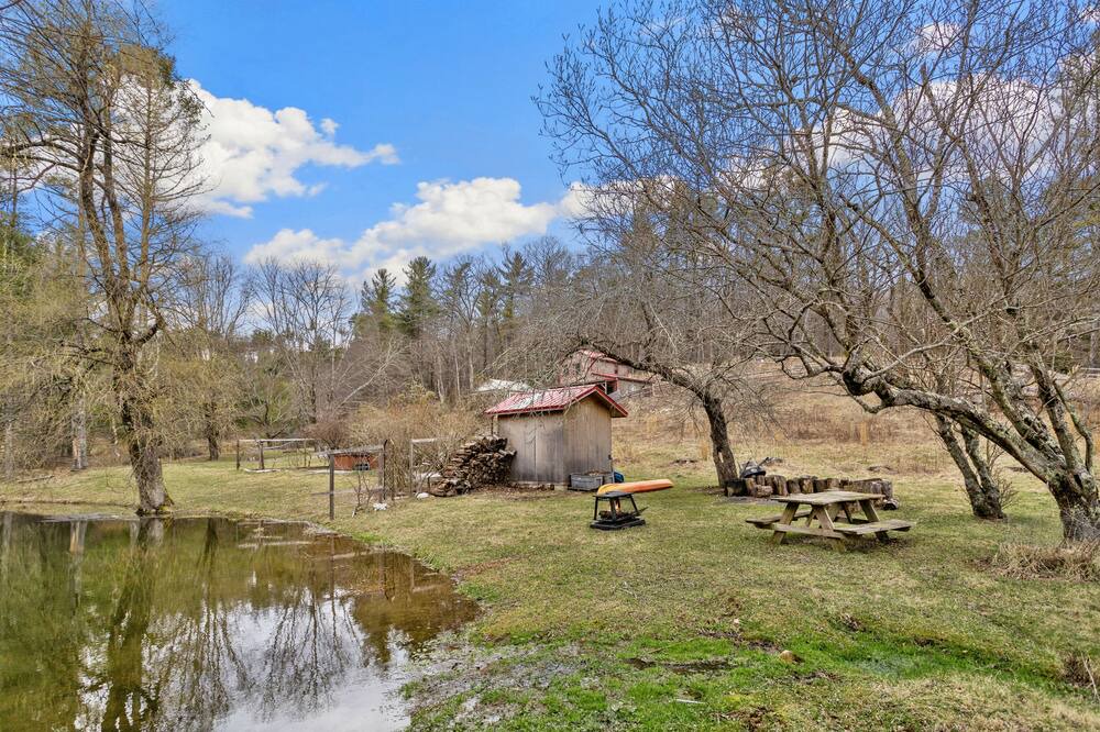 Photo of Others in Blowing Rock