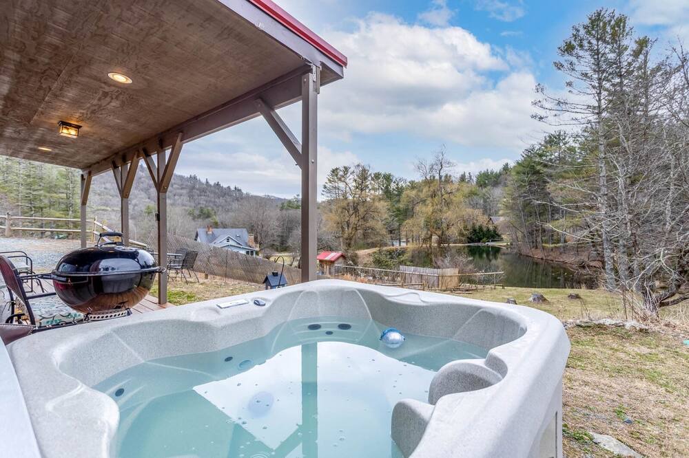 Photo of Outdoor in Blowing Rock