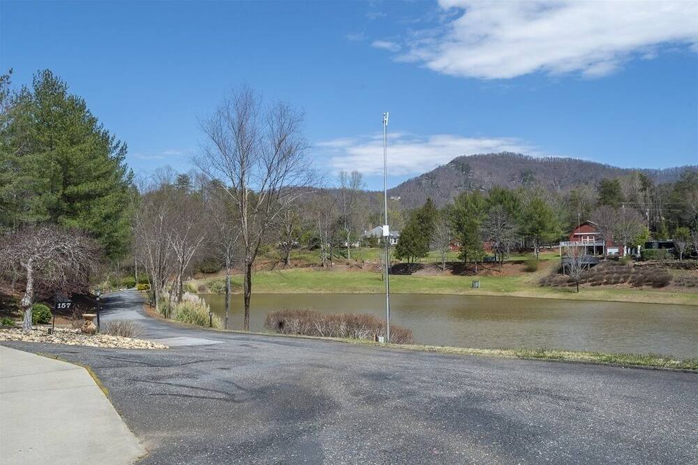 Photo of Outdoor in Lake Lure