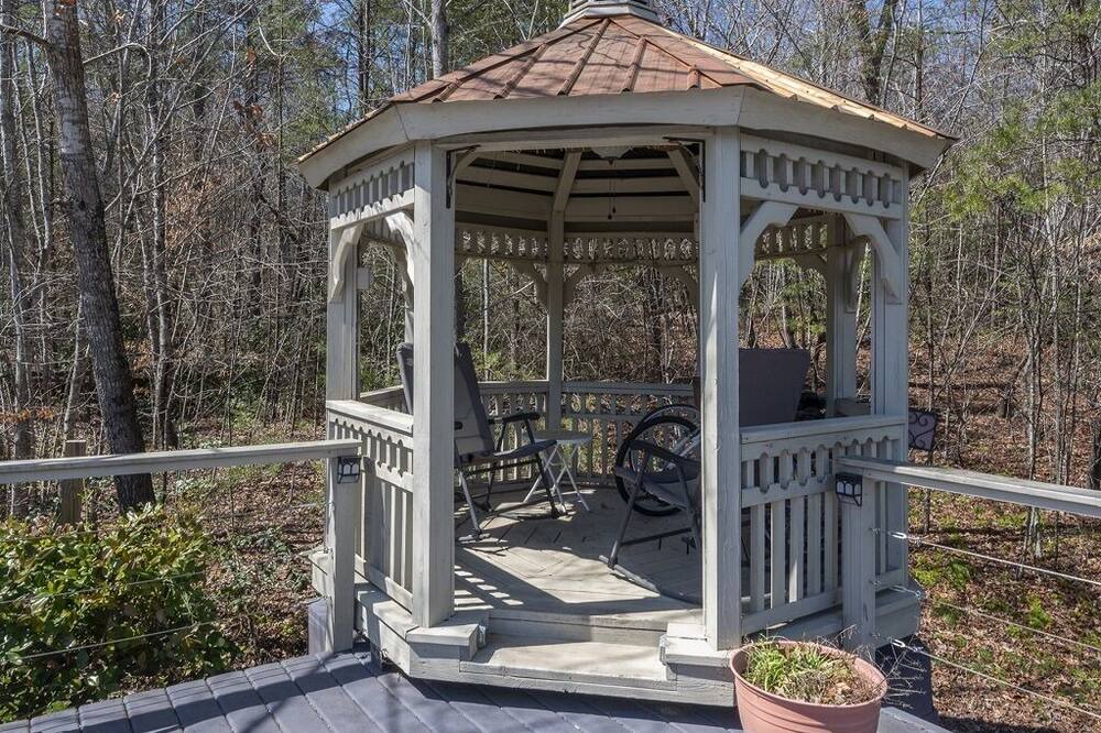Photo of Outdoor in Lake Lure