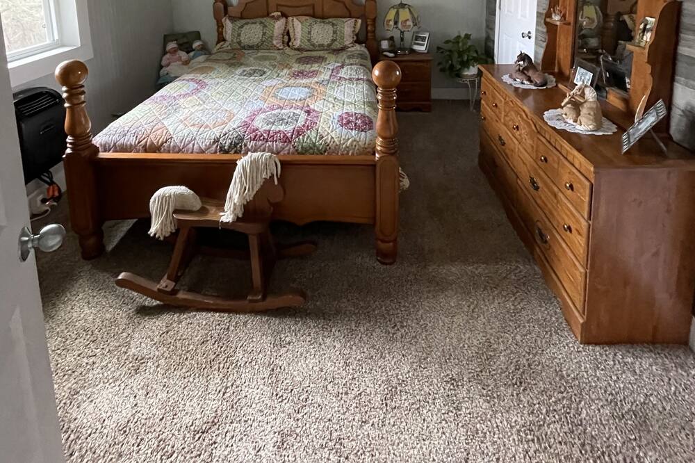 Photo of Bedroom in Crumpler