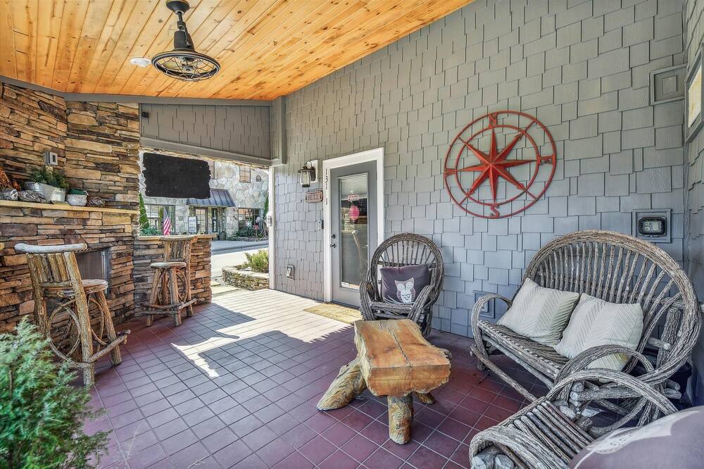 Photo of Outdoor in Blowing Rock