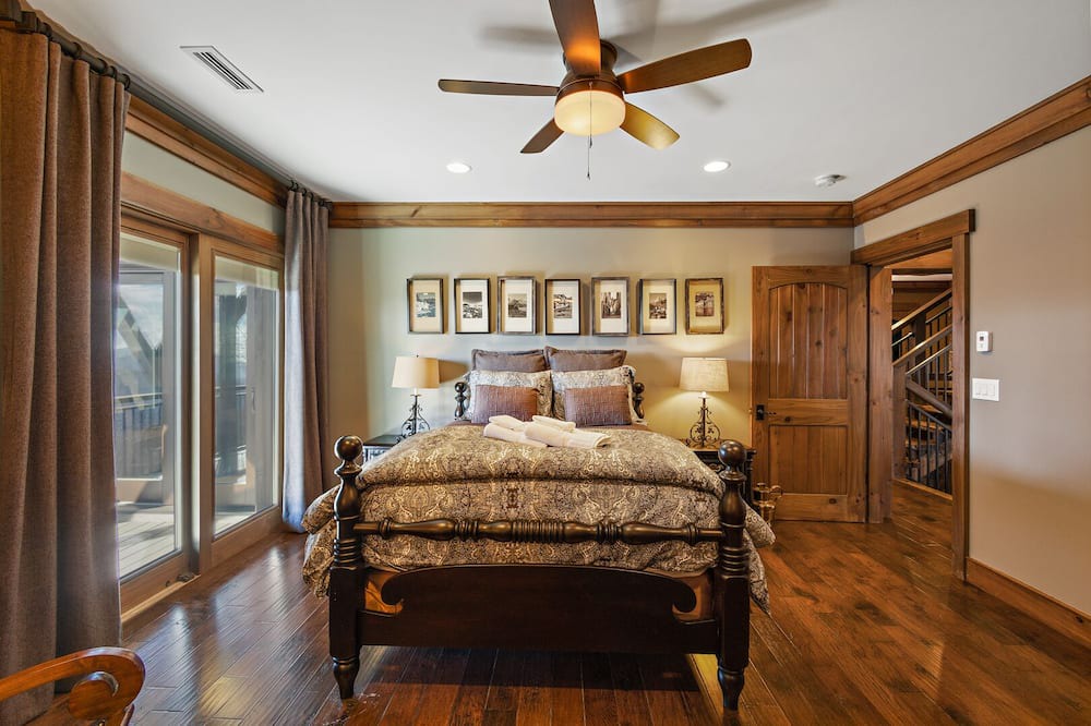 Photo of Bedroom in Frank