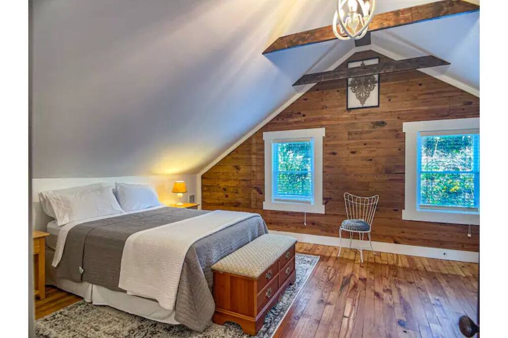 Photo of Bedroom in Bentonville