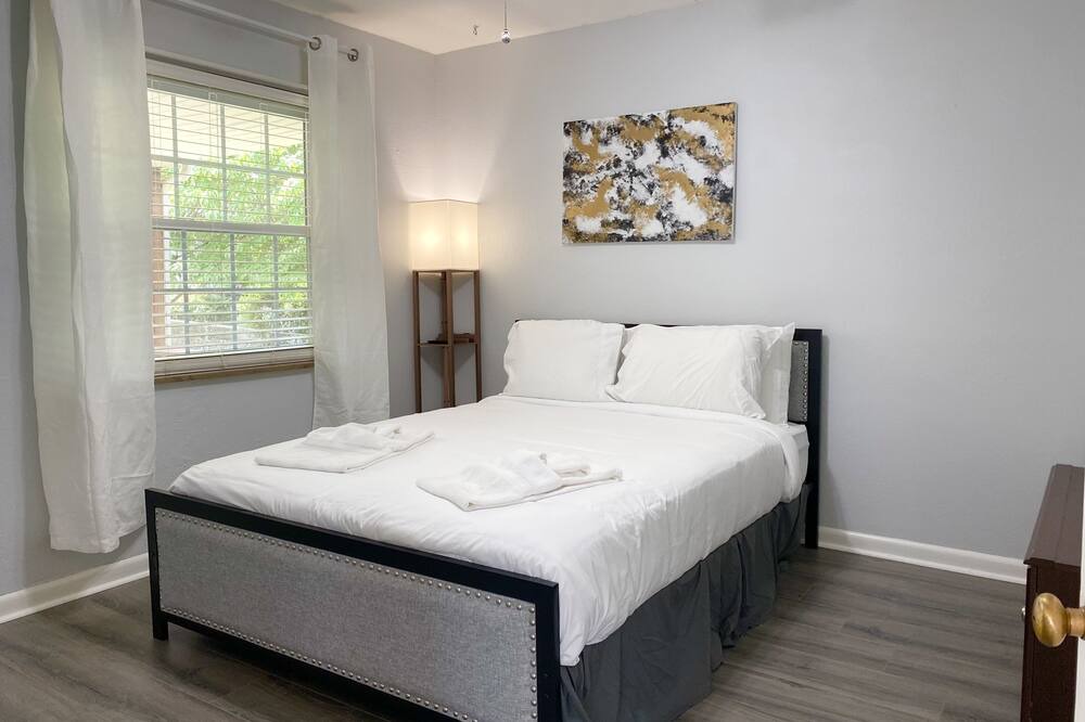 Photo of Bedroom in South Charleston