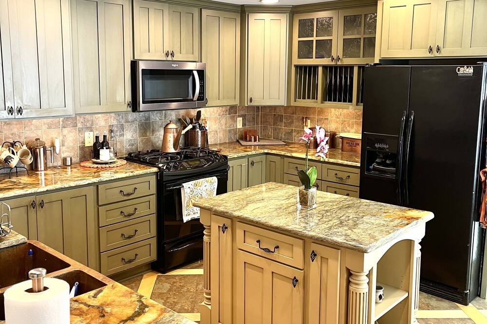 Photo of Kitchen in Blowing Rock