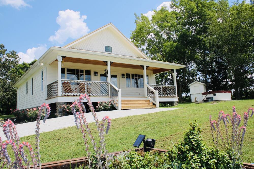 Photo of Outdoor in Dandridge