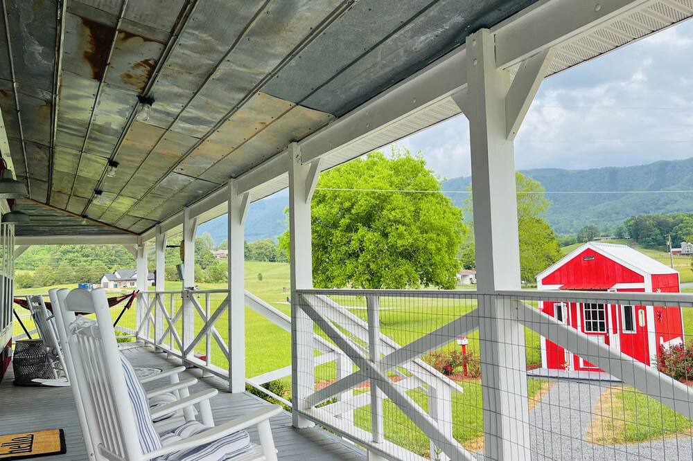 Photo of Outdoor in Sevierville