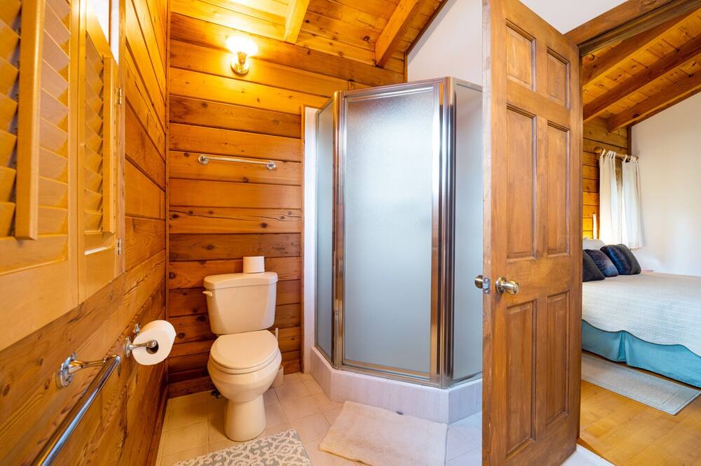 Photo of Bathroom in Millers Creek