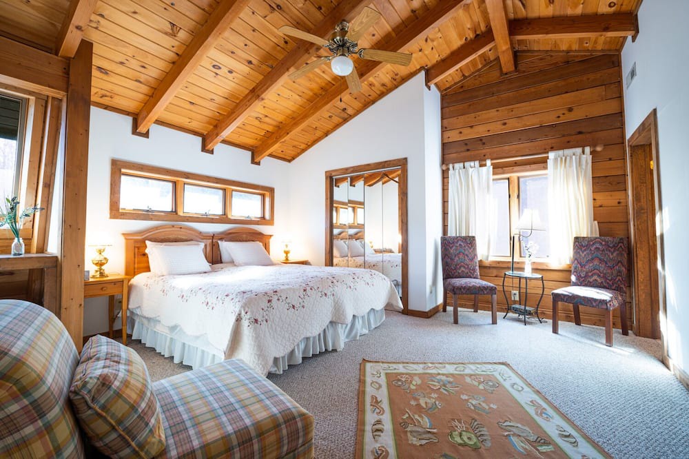 Photo of Bedroom in Millers Creek