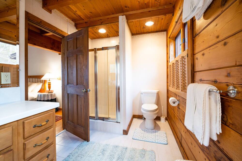 Photo of Bathroom in Millers Creek